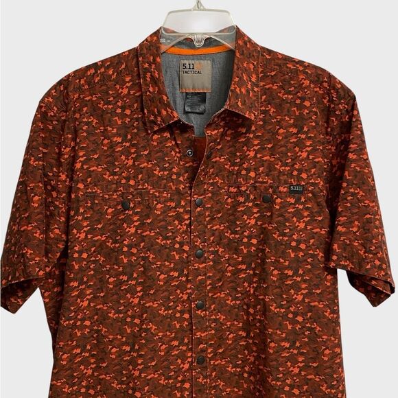 5.11 Tactical Micro Camo Shirt Men's Size L Orange Short Sleeve Snap Button - Picture 4 of 16